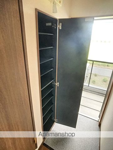 アンプルール リーブル KOIKEIIAの内装写真