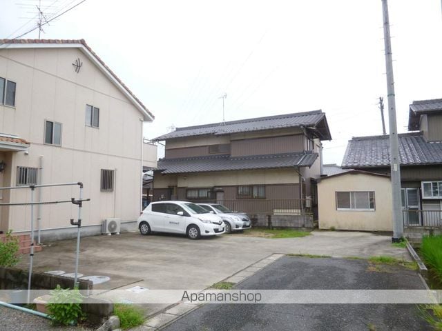 一宮市 2階建 築23年の内装写真