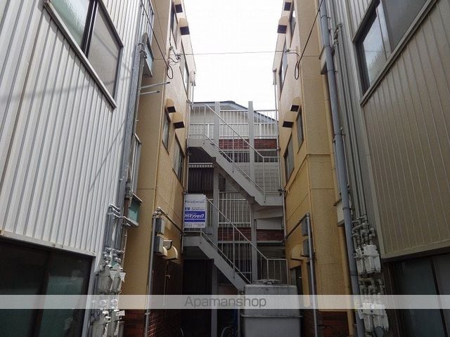 八反町ハイツの外観写真