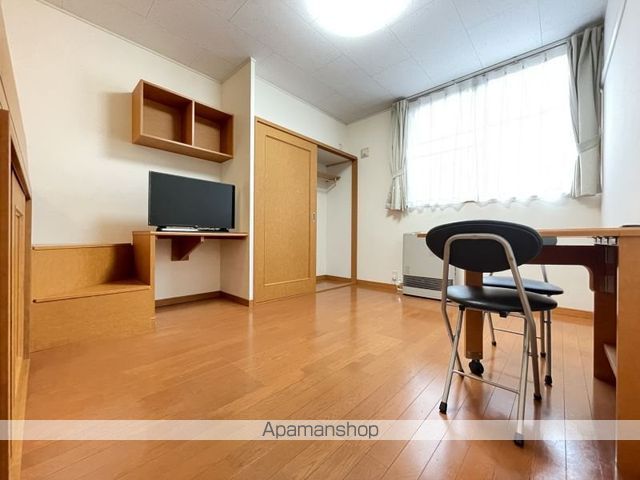 レオパレスタウンコート石川IIIの内装写真