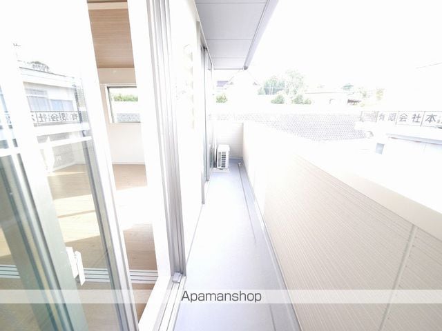 LUCIAS IIの内装写真
