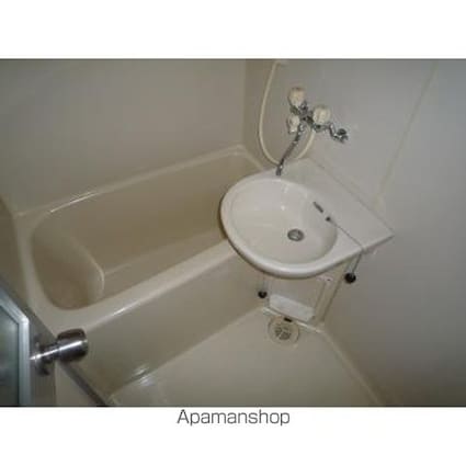 ベルメール原田町[1R/27.56m2]のバス