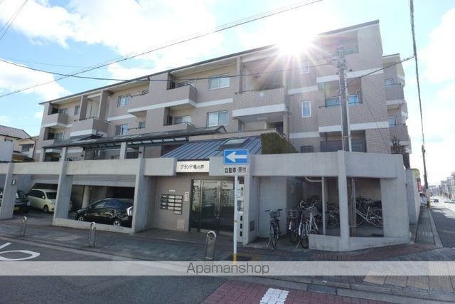 グランデ亀の井の外観写真