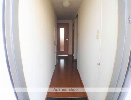 レオパレスＭＡＲＩＡ[1K/23.74m2]の玄関