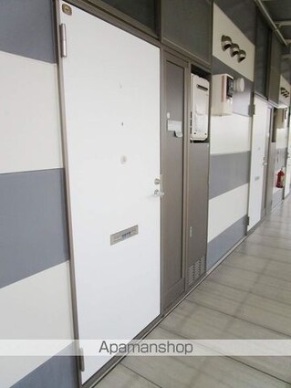 レオパレスエスポワール[1K/20.28m2]のエントランス2