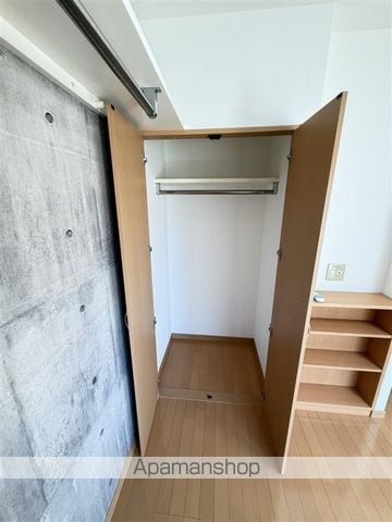 スカリナータ城南通りの内装写真
