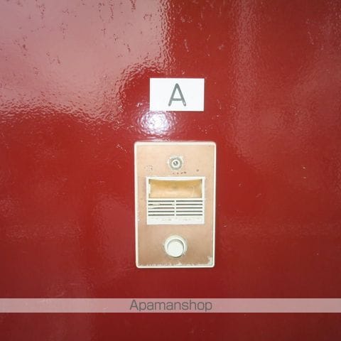 ハイツイマイの玄関写真