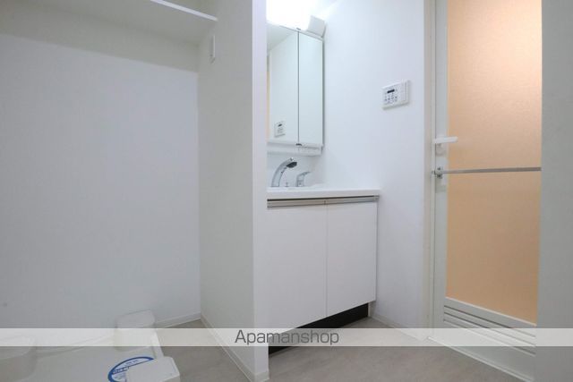 CORNES HOUSE NAGOYAの内装写真