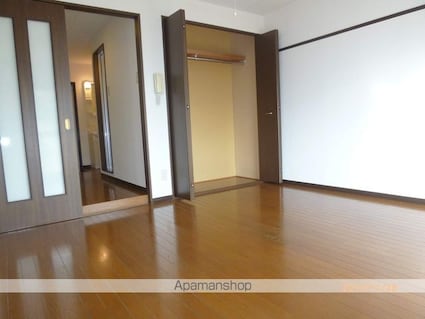 フルーレ伊勢[1K/25.56m2]のリビング・居間