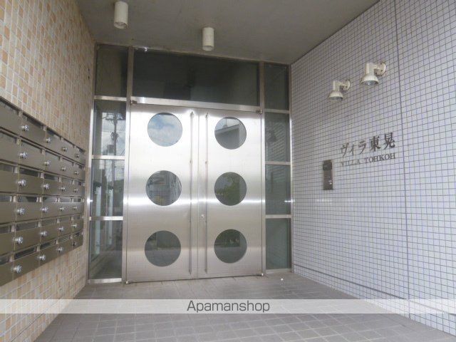 ヴィラ東晃の玄関写真