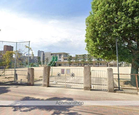 ポルシェ松浜[1R/30.41m2]の周辺7