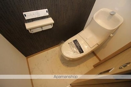 ＬＥＡＦ[2LDK/54.95m2]のトイレ