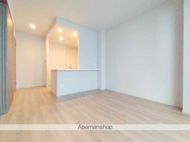 LAURELTOWER堺筋本町の内装写真