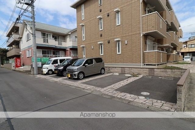 グラティアのその他写真