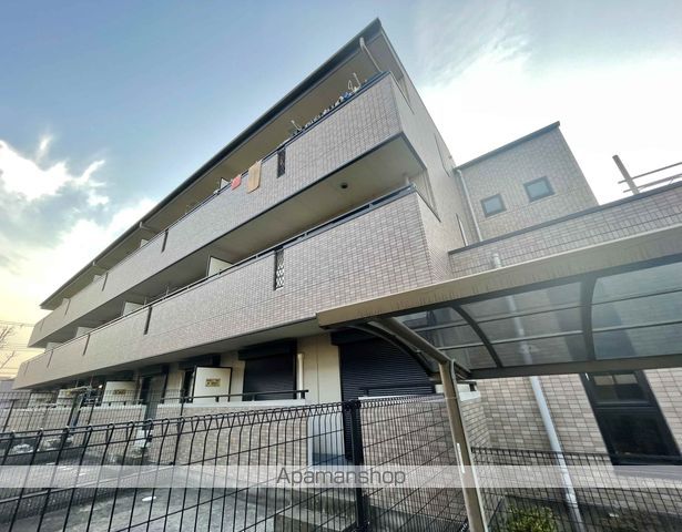 モナークコートの外観写真