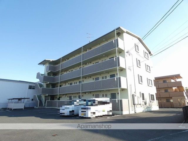 クレアトゥールIの外観写真