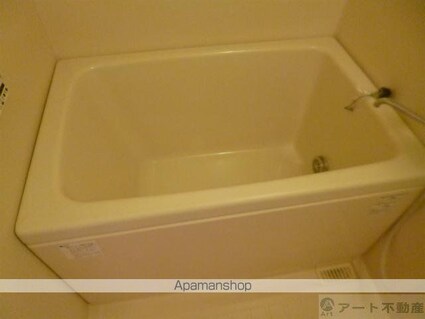 愛媛県松山市山越１丁目[2LDK/58.53m2]のバス