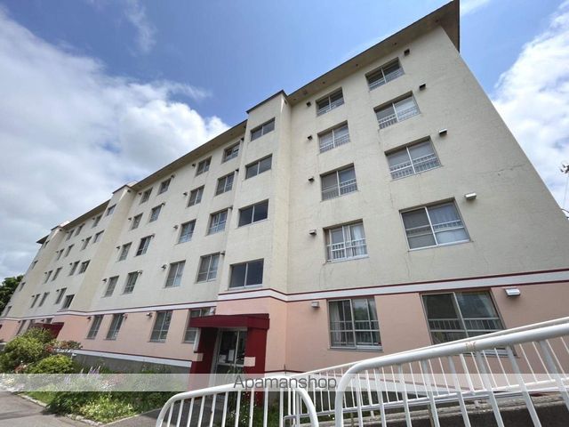 ユートピア川原3号棟の外観写真