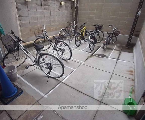 ラピス四条の外観写真