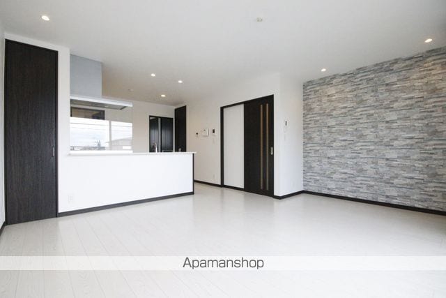 detached 埼玉県鶴ヶ島市脚折町１丁目36-22
地図を見る