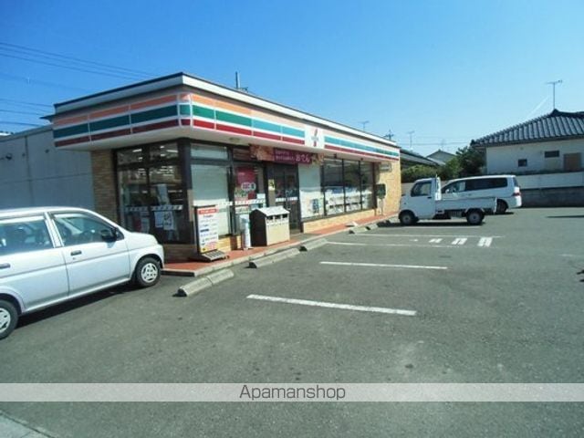 ファミリーハイツの周辺写真