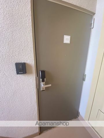 レジデンス下屋敷の玄関写真
