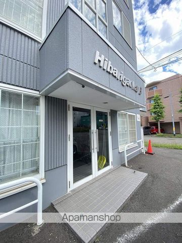 HIBARIGAOKA Bの玄関写真