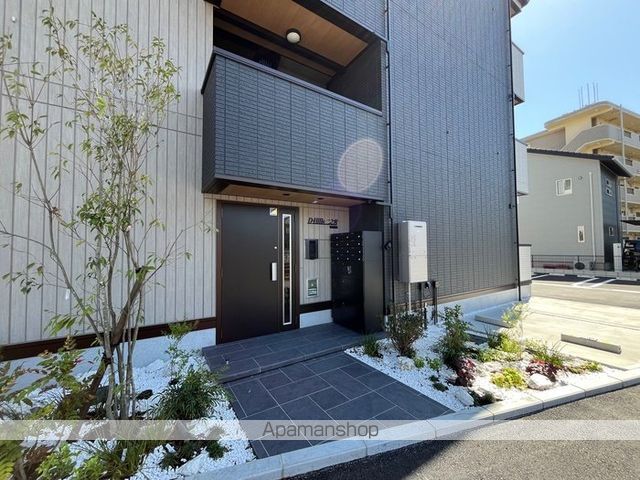 DーHILLS二之宮の玄関写真