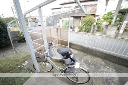 ウエストヒルズ・ショウ　ＡＢ　Ｂ[2K/39.23m2]の共用部1