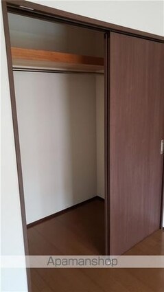 ＥーＪｉ　Ｈｏｕｓｉｎｇ[2LDK/66m2]の収納2
