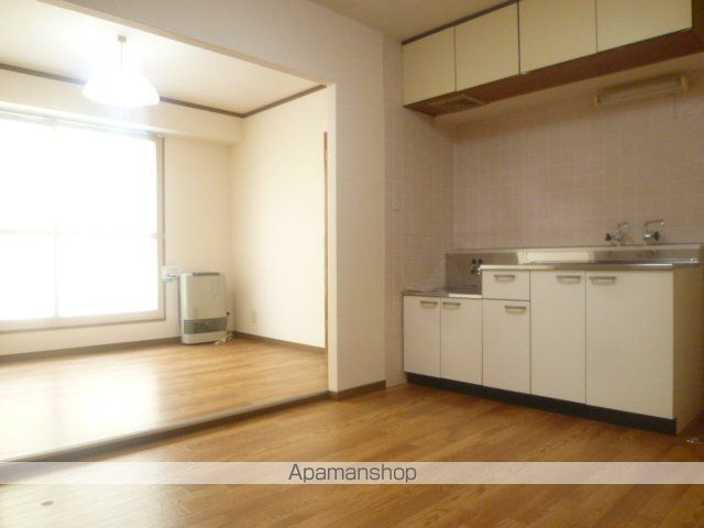 レジデンスやまいちの内装写真