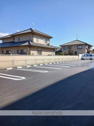 クロシェットＩＭＫ[1K/30.33m2]の駐車場
