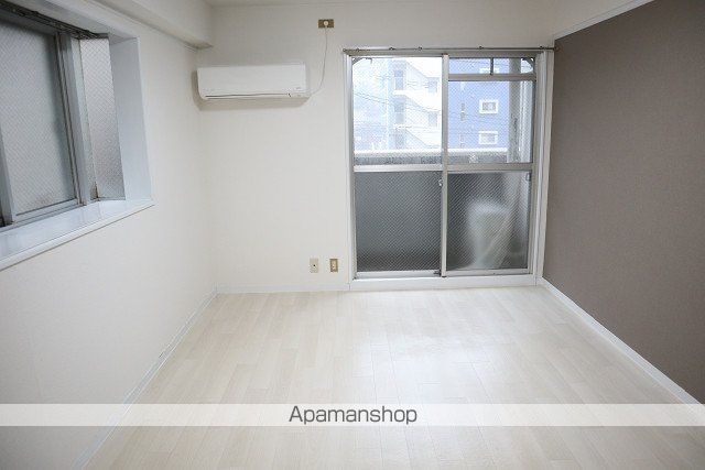 ロイヤルステイの内装写真