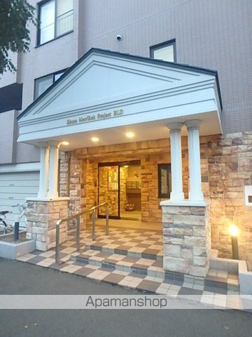 ハウスNYP.BLDの玄関写真