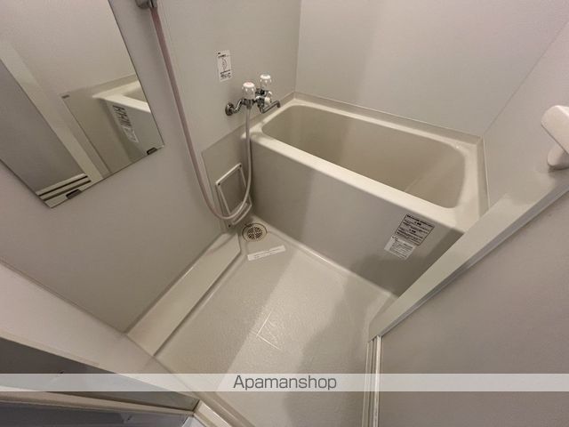 リードインアイエスヒラノの内装写真