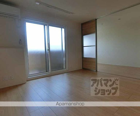 ベルフィールド西京極 西棟の内装写真