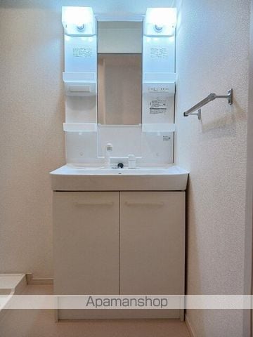 グランド・ルミエール湊の内装写真
