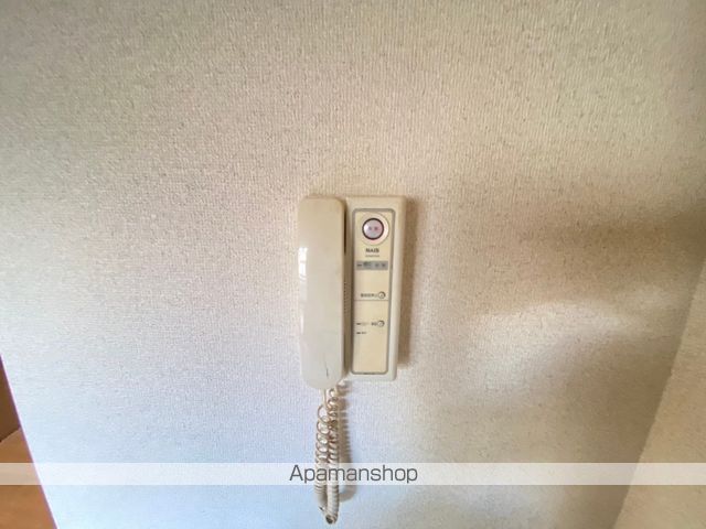 メゾンドゥタナカの内装写真
