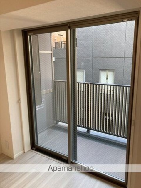 パークリュクス神田[1R/25.41m2]のバルコニー