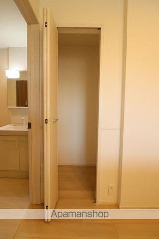 グリシーヌVの内装写真