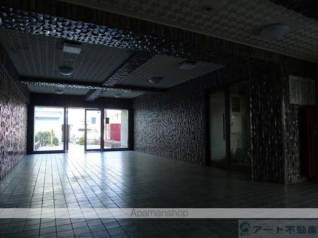 聖和ハイツ　中央棟[2LDK/58.86m2]の共用部3