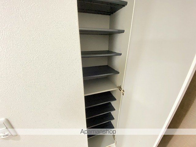 COLLINAの内装写真
