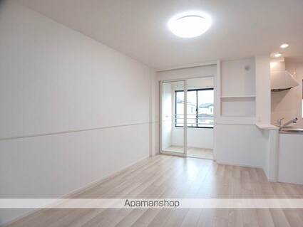 クルールＥ[1LDK/48.57m2]のリビング・居間