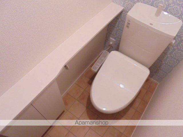 アウトゥーノ尾張部の内装写真