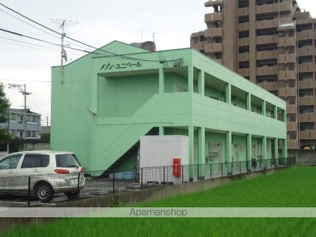 メゾンユニベールの玄関写真