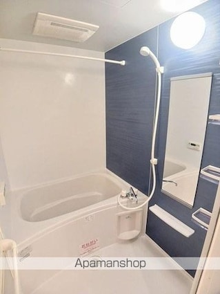 ベル・メゾン鶴市Ａ[2LDK/57.63m2]のバス