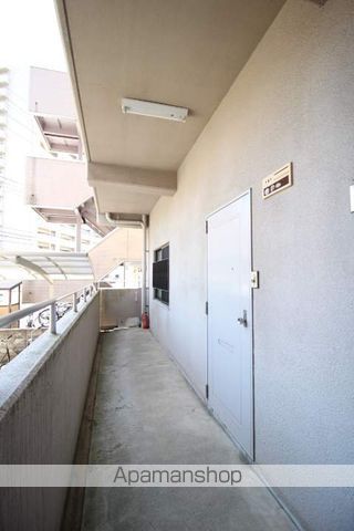 オギノ25ビルの玄関写真