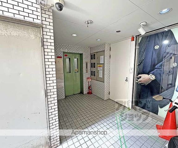 FORUM四条烏丸の玄関写真