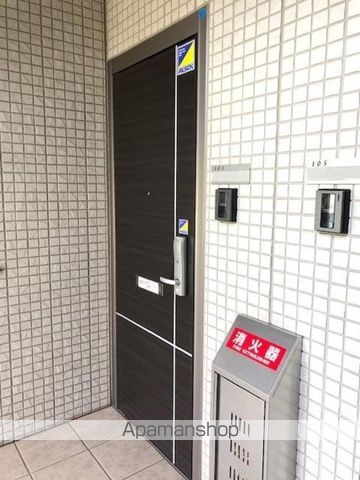 フェアプラッツ A棟の玄関写真