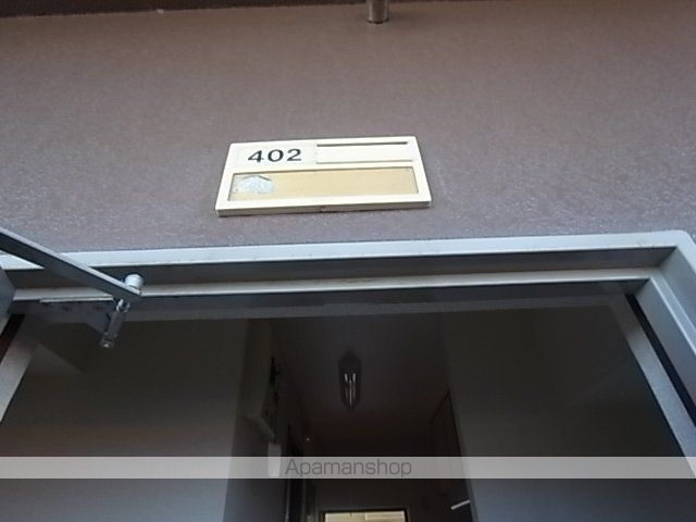 ストーク8の玄関写真